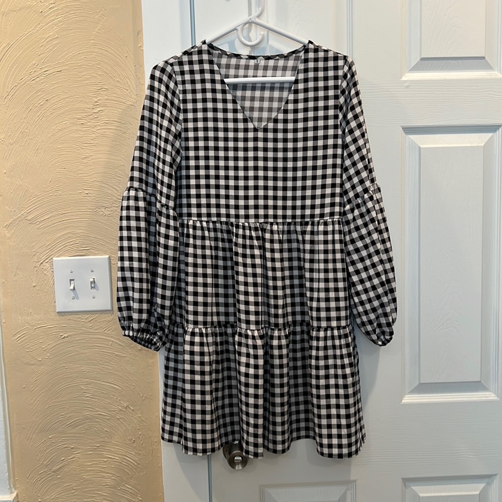 Black & white swing dress